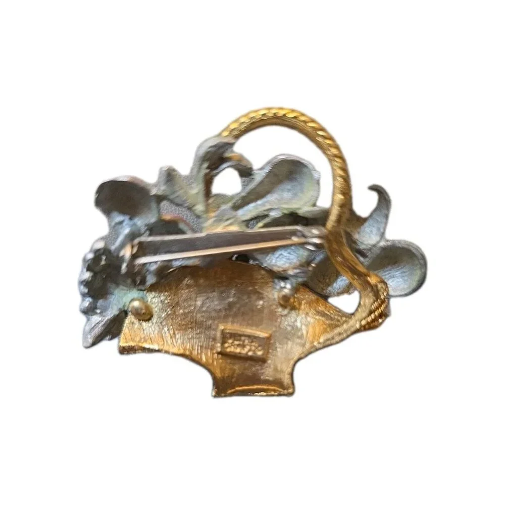 Vintage Signed ULTRA CRAFT Gold Harvest Fruit Basket Brooch Pin